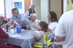 Piacenza, in video la straordinaria esperienza del Centro "Anziani e bambini insieme"